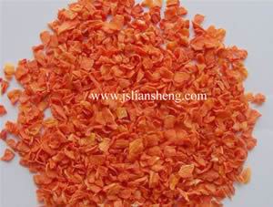 Dehydrated carrot granule